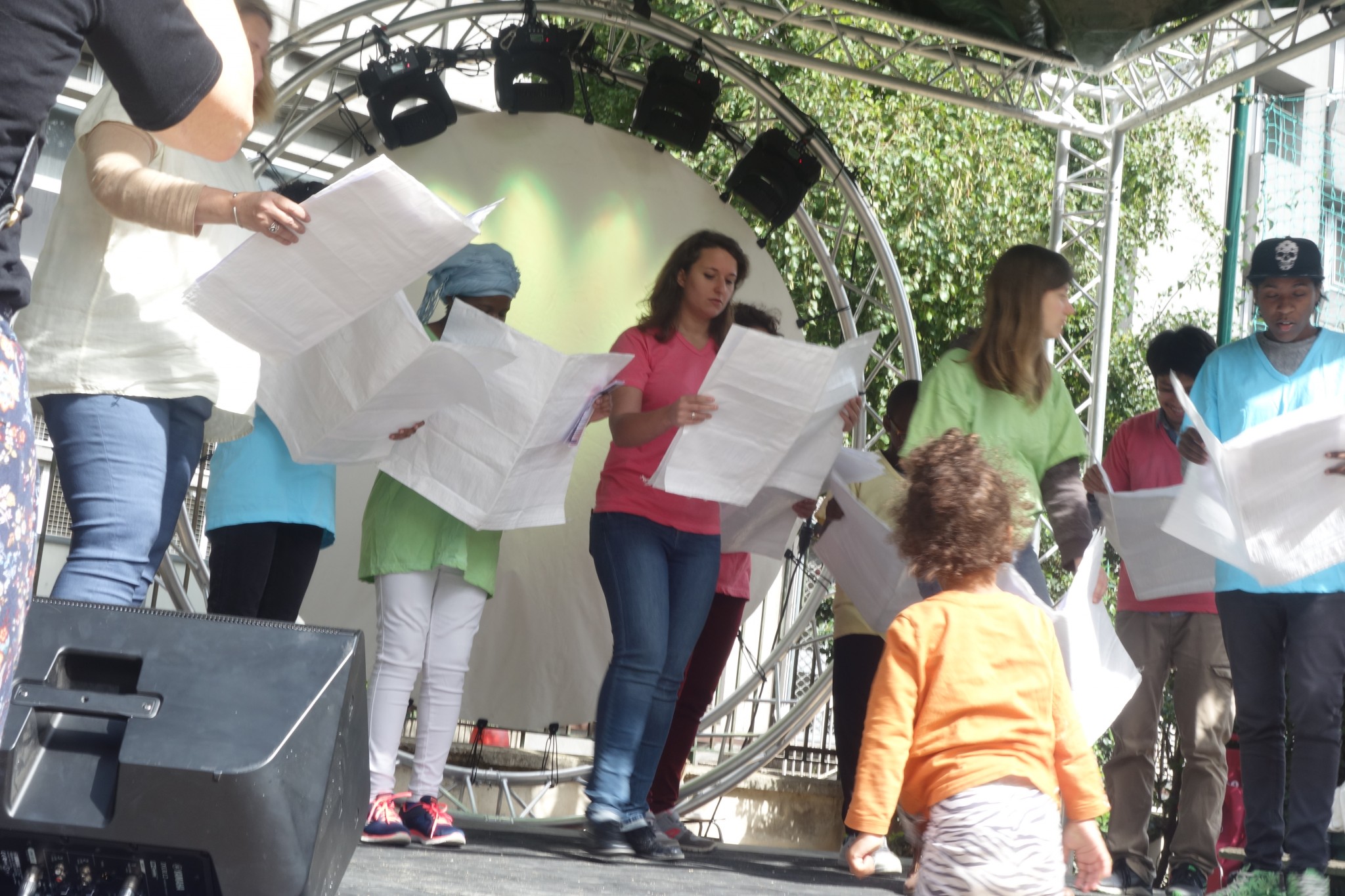 LES LECTEURS S'ENGAGENT - Scène du Boulodrome - Square Villemin - 10 septembre 2017