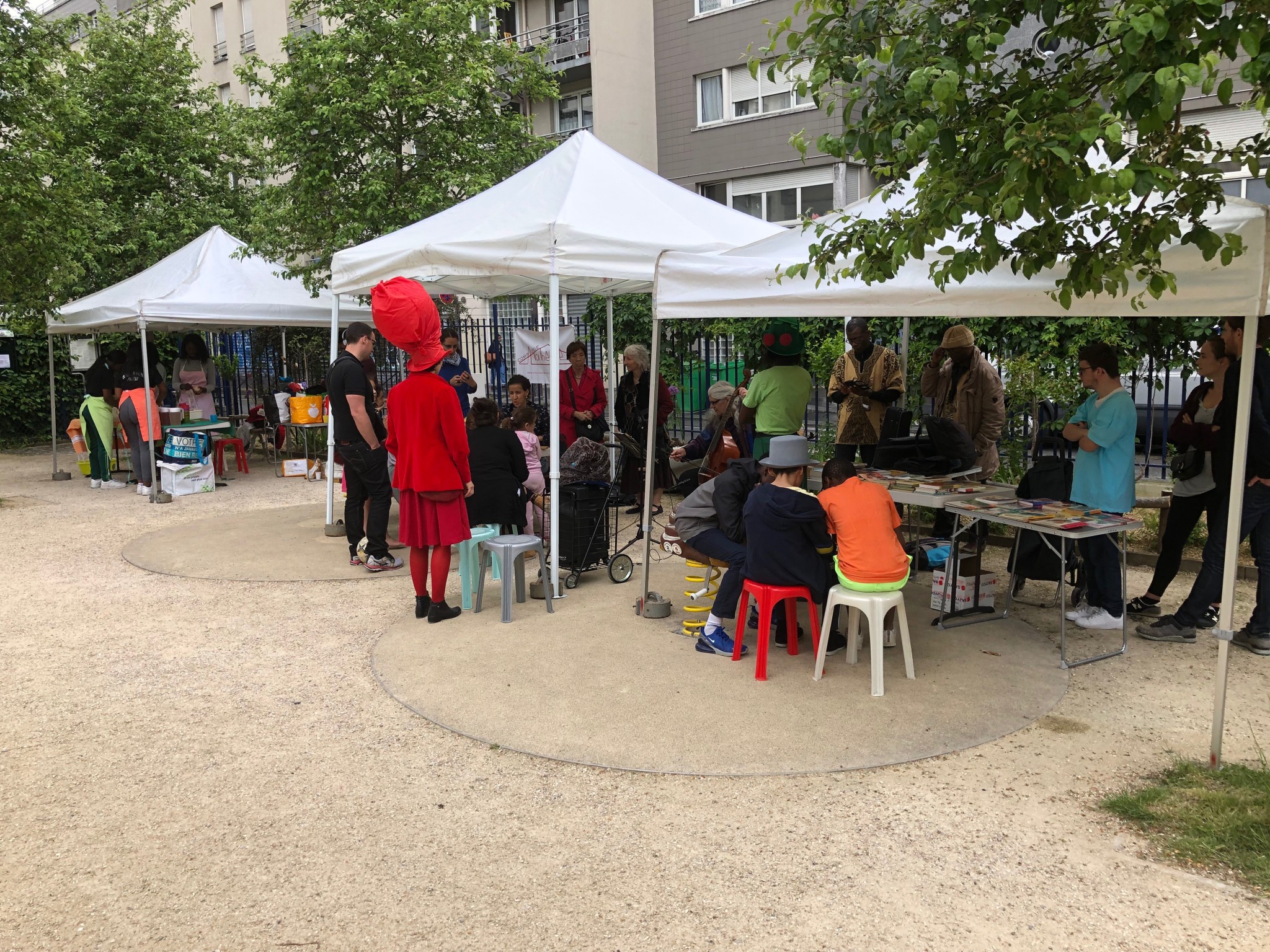 FESTIVAL THÉÂTRE AU JARDIN - Installations